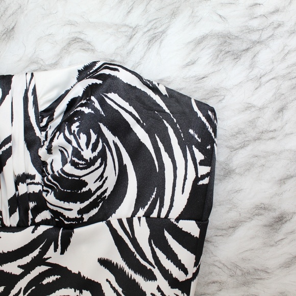WHBM White & Black Strapless Dress - Picture 6 of 8